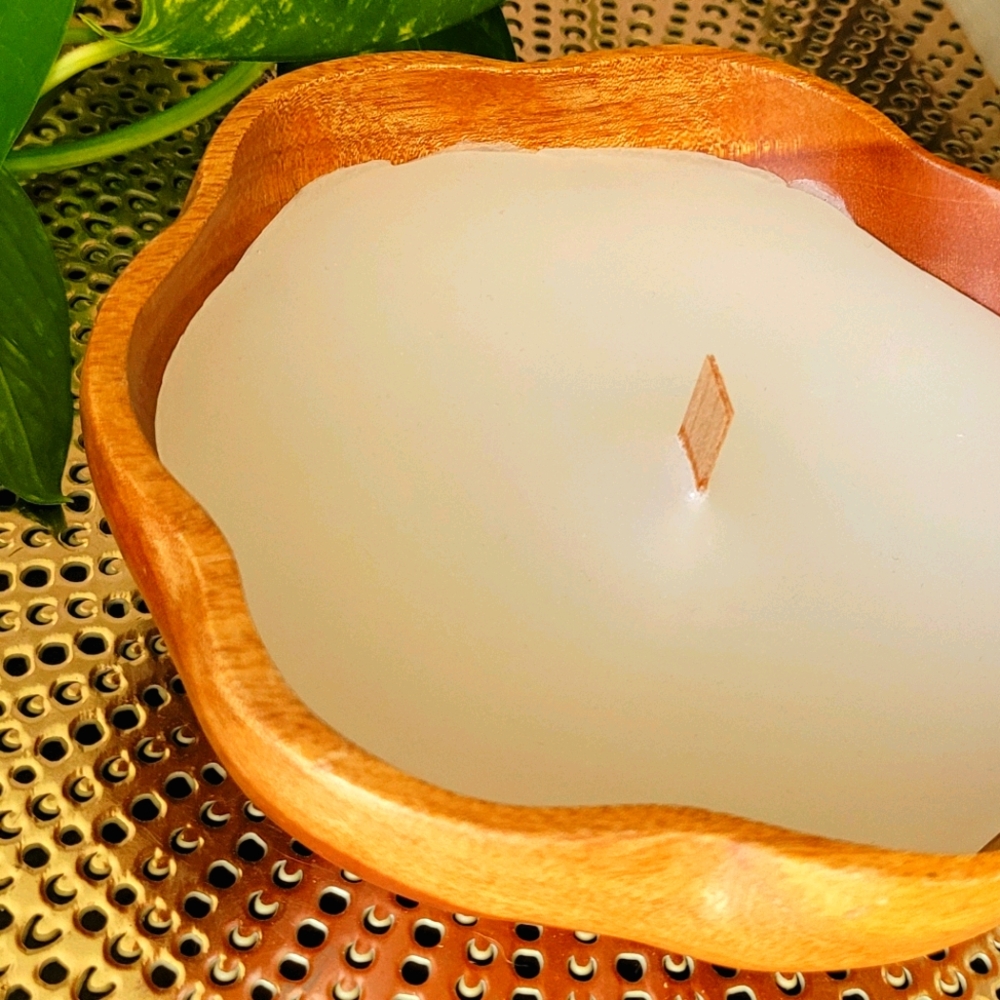 Handmade Cashmere Amber Rose Candle w/ wood wick